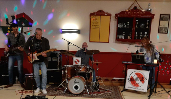 Optreden voor oude benen en jonge harten... :-)