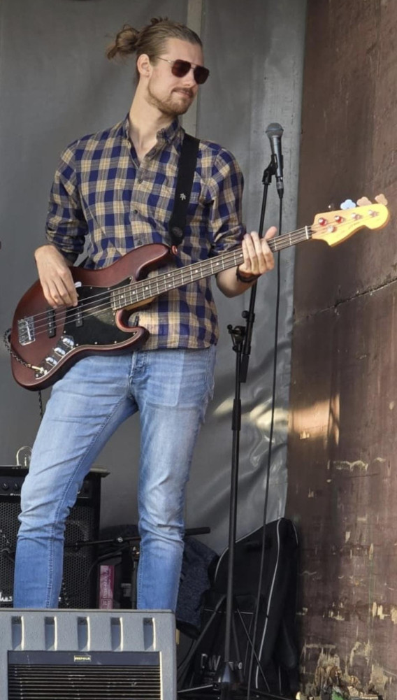 Stan Bosch | Shambles Coverband